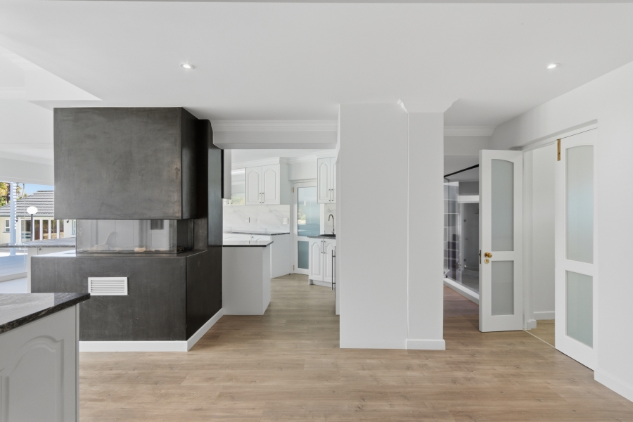 4 Bedroom Property for Sale in Golden Hill Western Cape